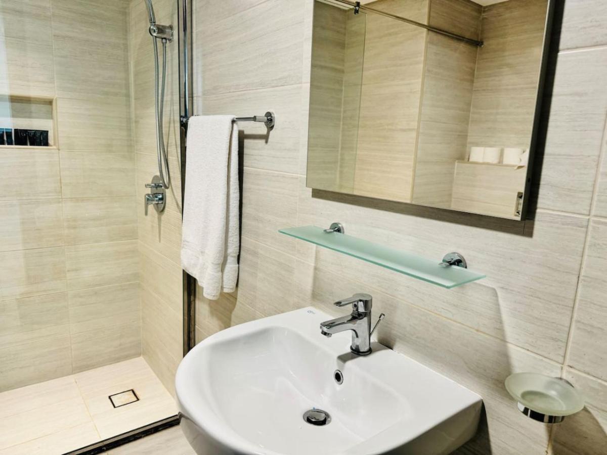 شقة One Bedroom Sea View 31st Floor *